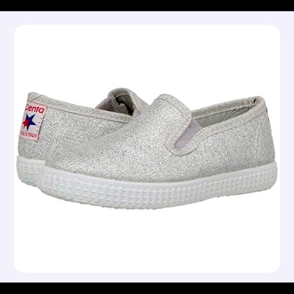 Cienta Other - Cienta metallic silver slip-ons, toddler size 7.5